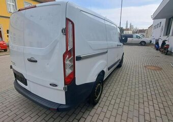 Ford Transit Custom 2,2 TDCI nafta manuál 74 kw - 9