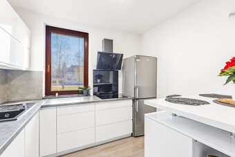 Moderný 3 izbový byt 57,50 m2, prízemie, Brezová pod Bradlom - 9