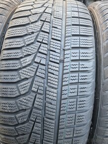 205/55R17 - 9