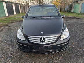 Mercedes B170 - 9