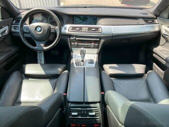 BMW Rad 7 750i xDrive 300 kW AT6 - 9