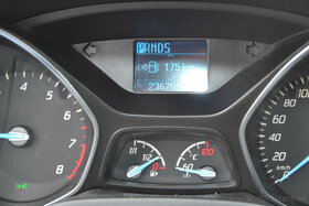 Ford Focus Kombi 1.6 Duratec Ti-VCT Titanium PowerShift - 9