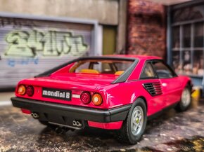 Ferrari Mondial 1:18 Hot Wheels ELITE - 9