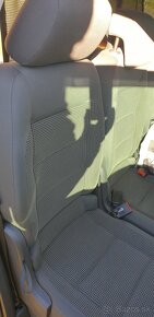 Predám VW Touran 1.9tdi DSG - 9