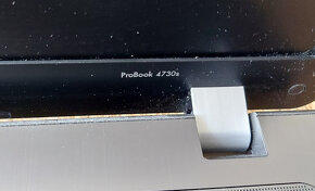 HP ProBook 4730s - na náhradné diely - 9