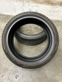 2 Zimné pneumatiky 225/40/19 Pirelli Sottozero 3 Winter AO - 9