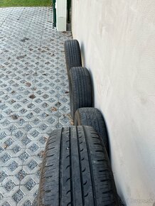 Good Year Efficient Grip 225/65R17 - 9