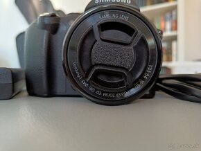 Samsung NX10 + Samsung 16-50mm f3.5-5.5 OIS - 9