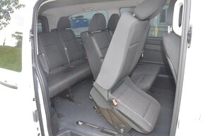 Mercedes-Benz Vito 4x4 7G automat 8-míst - 9