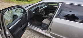 Škoda Superb 2.0TDI combi 125 kW DSG - 9