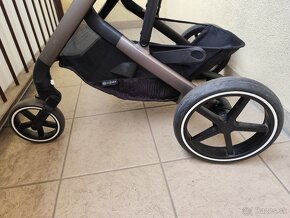 Cybex balios s Lux 2023 - 9