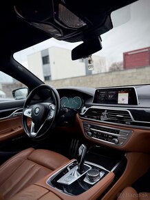 BMW 730d xDrive M-Packet - 9