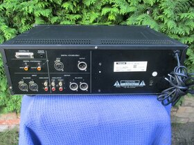 Tascam DA-30 - 9