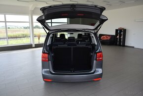 Volkswagen Touran 2,0 TDi,HIGHLINE,kamera,7míst, - 9