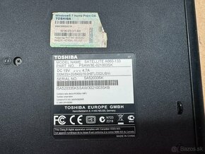 Predám notebook vhodný na diely alebo doskladanie TOSHIBA A - 9