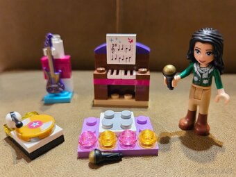 Lego Friends Adventny kalendar Vianoce. Kazda položka po 1 € - 9