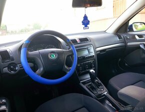 ŠKODA OCTAVIA 2.0TDI 103KW ELEGANCE. - 9