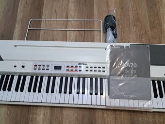 Predám Digitálne Stage Piáno- KURZWEIL KA 70 - 9