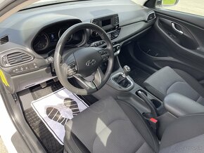 Hyundai i30 1.6 CRDi - 9