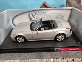 Prodám model 1:18 Cadillac XLR - 9