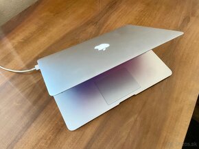 Apple MacBook Air Early 2015 komplet set +Apple mouse - 9