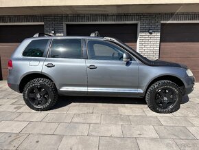 Volkswagen Touareg 3.0 TDI Tiptronic OFF ROAD OVERLAND - 9