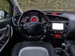 Kia CEED 1.6 GDI benzín - 9