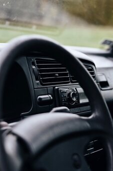 Volkswagen Golf III cabrio - 9