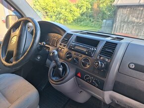 Volkswagen Transporter T5 1.9 Tdi 77 kw  6 miestny + klima - 9