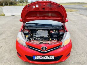 Toyota Yaris 1.0i - 9