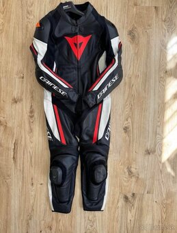 Dainese Assen jednodielna kozena kombineza EU 50 - 9