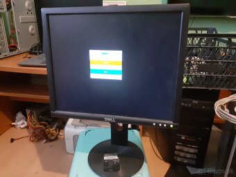 LCD monitor - 9