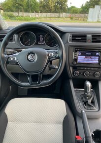 Jetta 2.0tdi dsg - 9