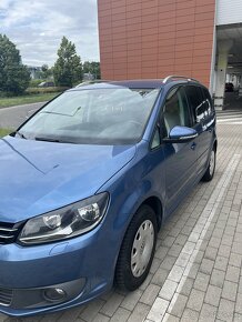 Volkswagen Touran benzin 2011 - 9