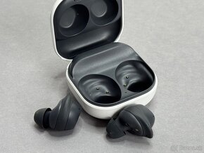 Samsung Galaxy Buds FE, grafitové - 9