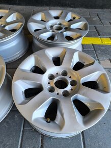 5x120 R16 BMW alu disky - 9