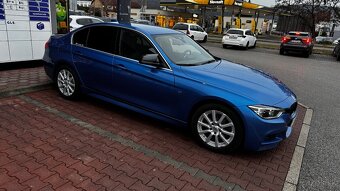 BMW F30 330i Xdrive A/T 2016 - 9