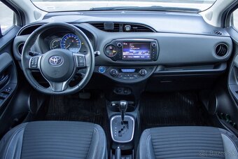 Toyota Yaris 1.5 Hybrid Active e-CVT - 9