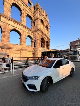 Skoda Octavia rs 2.0tsi,10ooo km - 9