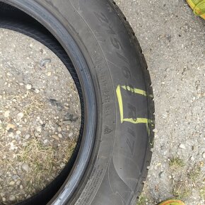 Zimné Pirelli Scorpion Winter 215/65/17 99H - 9