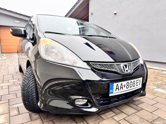 HONDA JAZZ, 1,3i, 73KW (100KONÍ), BENZÍN, MANUÁL, 12/2012 - 9