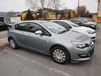 Predám Opel Astra 1.6 85 kW - 9