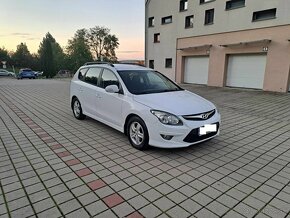 HYUNDAI i30 CW  1,6 CRDI, 66.KW, R.V.2010, STK A EK 2026 - 9