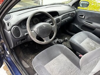 Renault, Megane 1.4 2001 - 9