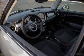 Mini Cooper 1.4i - 9