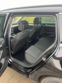 Volkswagen Passat Business 2.0 TDI DSG KAMERA NAVI SHZ - 9