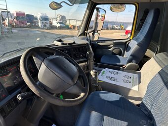 VOLVO FM 13.440 trojstranný vyklápač 25m3  8x6 VIN 718 - 9