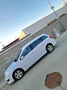 Predám Opel Astra 1.7cdti 92kw OPC - 9