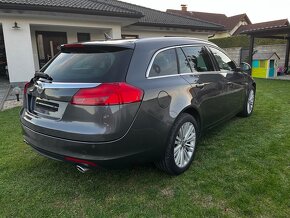 Opel Insignia ST 2.0 CDTI BiTurbo 195k Sport 4x4 AT6 - 9