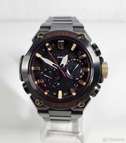 Casio G-SHOCK MRG-B2000B-1A4DR Samurai Armor - 9